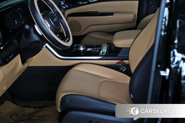 Kia Carnival 4th generation 2023 Черный из Кореи, фото 6