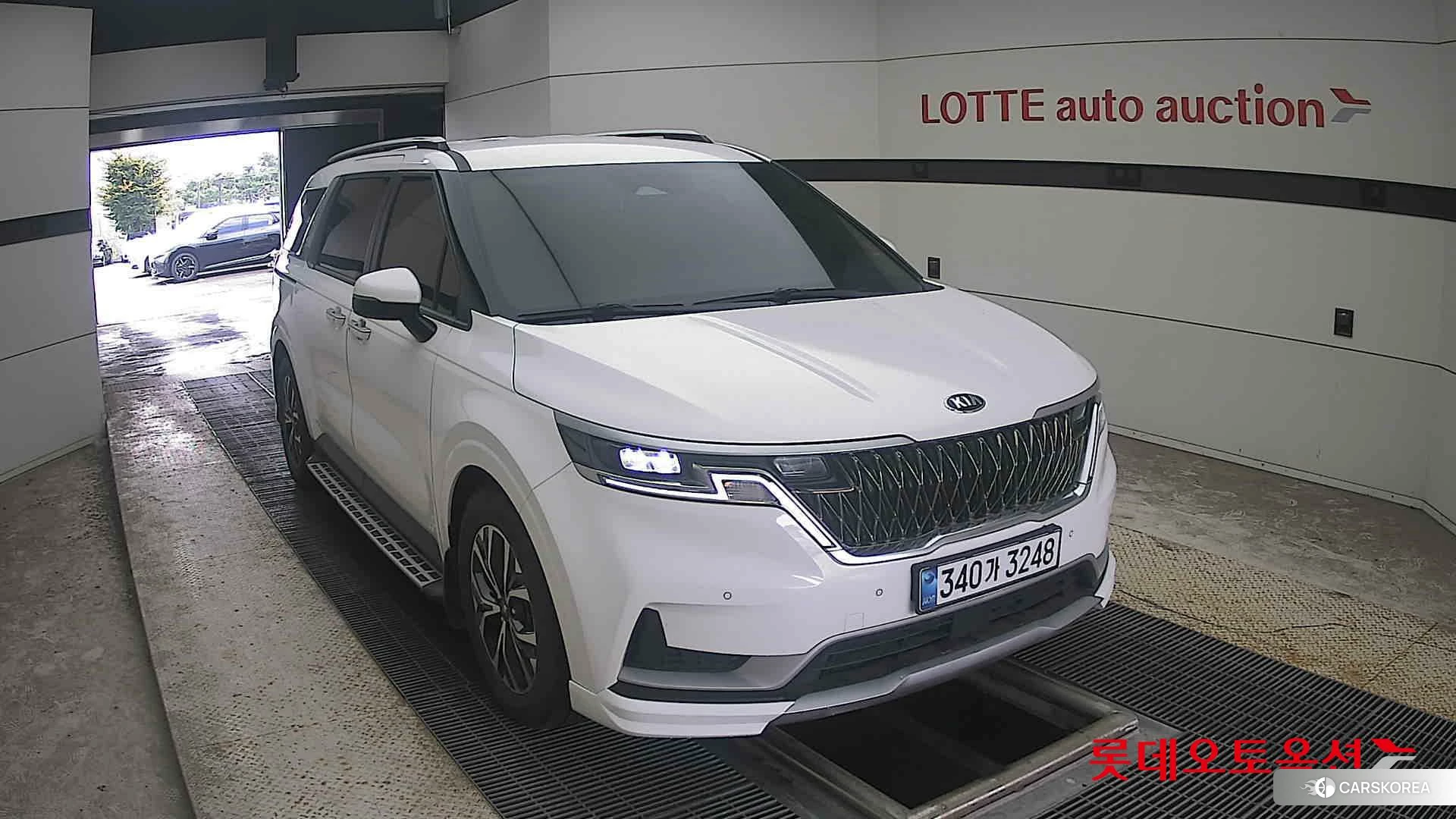 Kia Carnival 2021 Белый из Кореи, фото 6