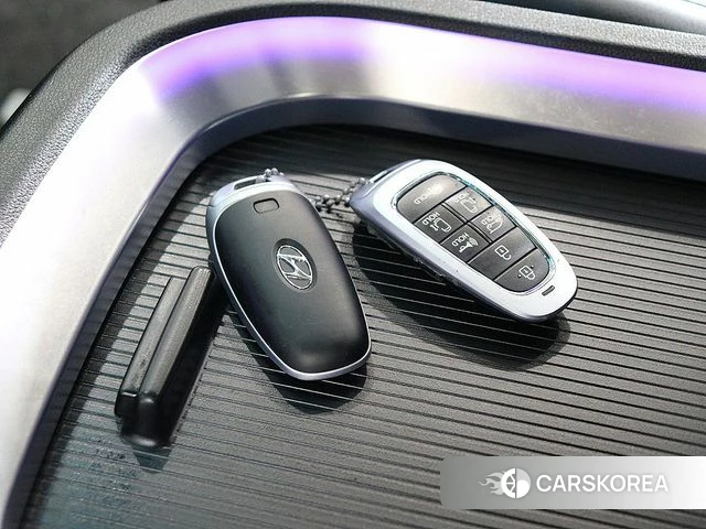 Hyundai Staria 2022 Серебряный из Кореи, фото 6