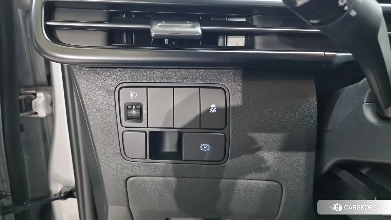 Hyundai The New Staria 2026 Серебристо-серый из Кореи, фото 6