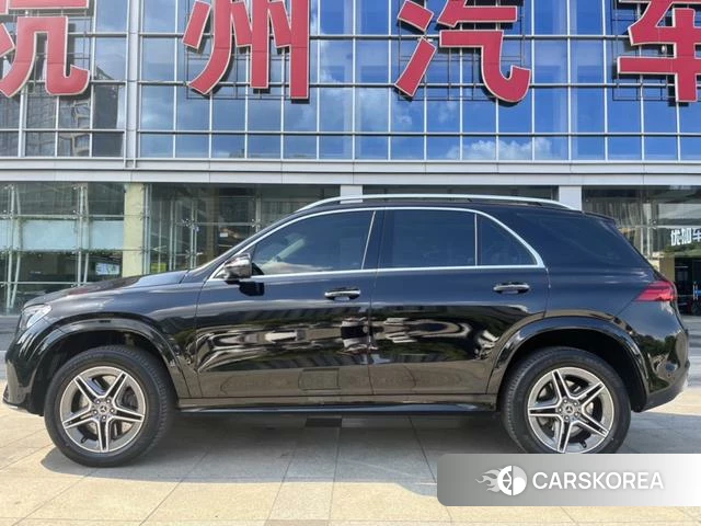 Mercedes-Benz GLE 2024 Черный из Китая, фото 6