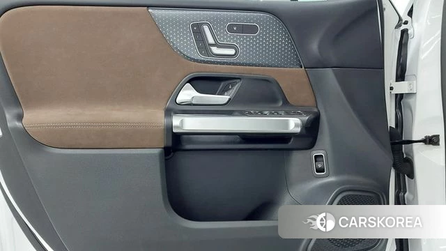 Mercedes-Benz GLB-Class X247 2026 Белый из Кореи, фото 6