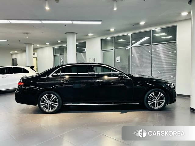 Mercedes-Benz E-Class 2021 Черный из Китая, фото 6
