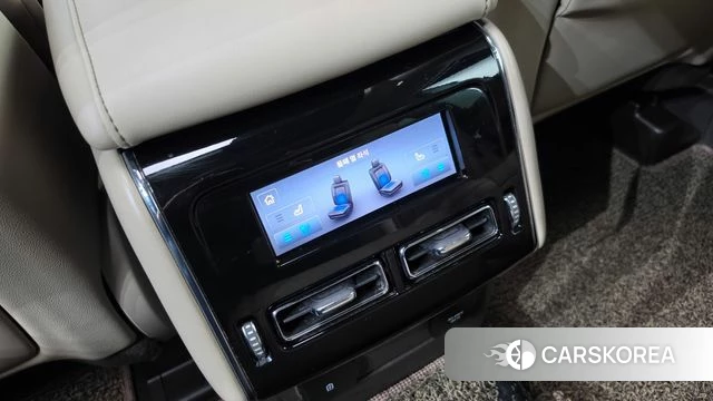 Lincoln Aviator 2nd generation 2023 Белый из Кореи, фото 6