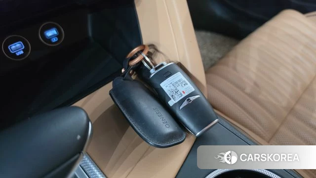 Genesis The New G70 2021 Красный из Кореи, фото 6