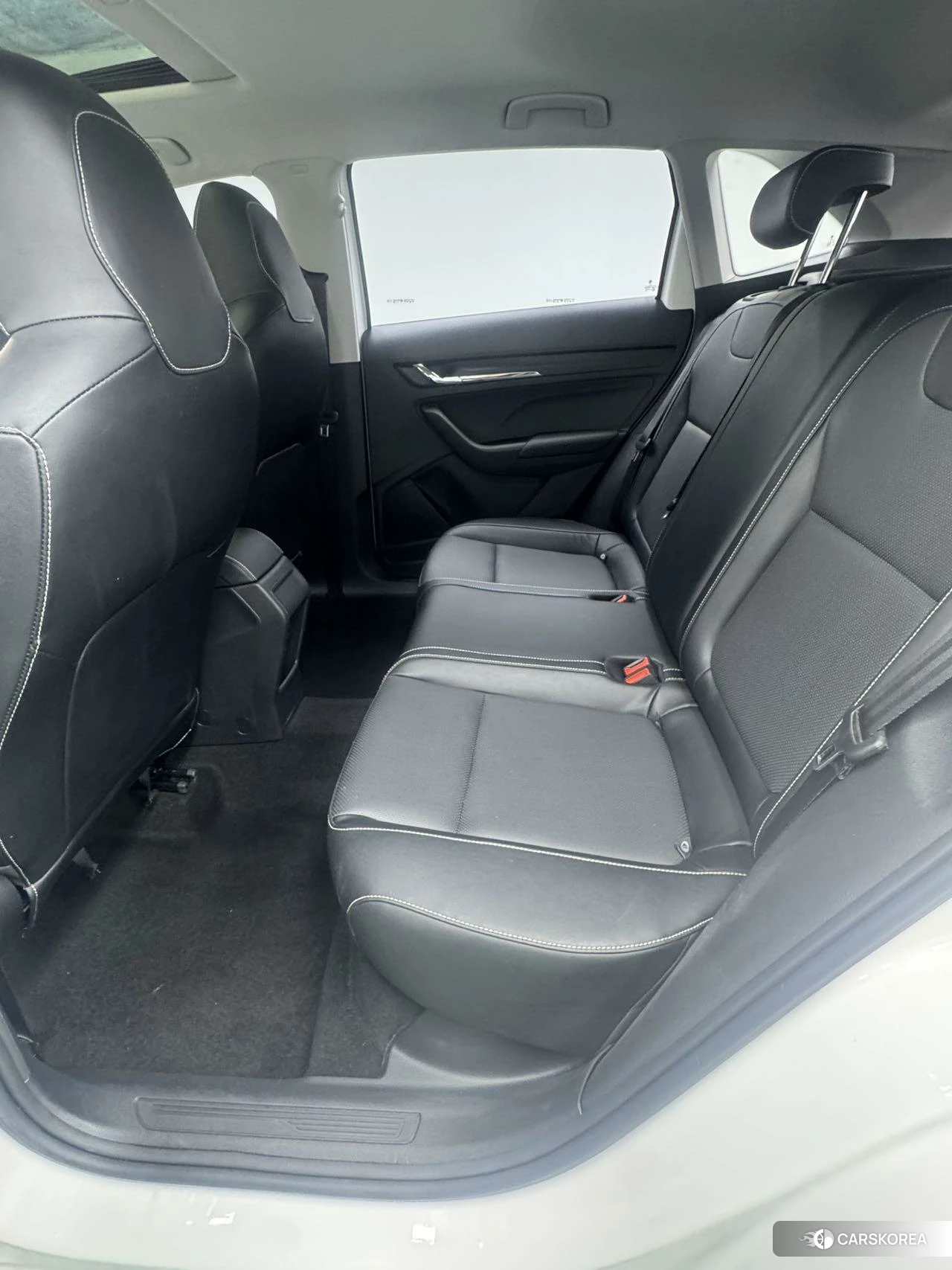 Skoda Kamiq 2021 Белый из Китая, фото 6