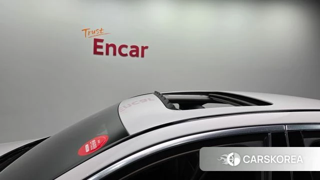 Mercedes-Benz C-Class W205 2019 Белый из Кореи, фото 6