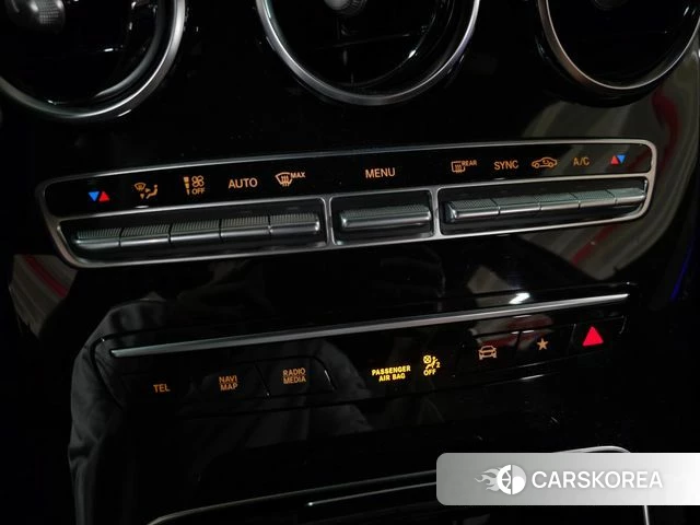 Mercedes-Benz GLC-Class X253 2021 Белый из Кореи, фото 6
