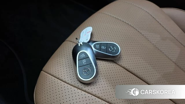 Mercedes-Benz E-Class W214 2026 Белый из Кореи, фото 6