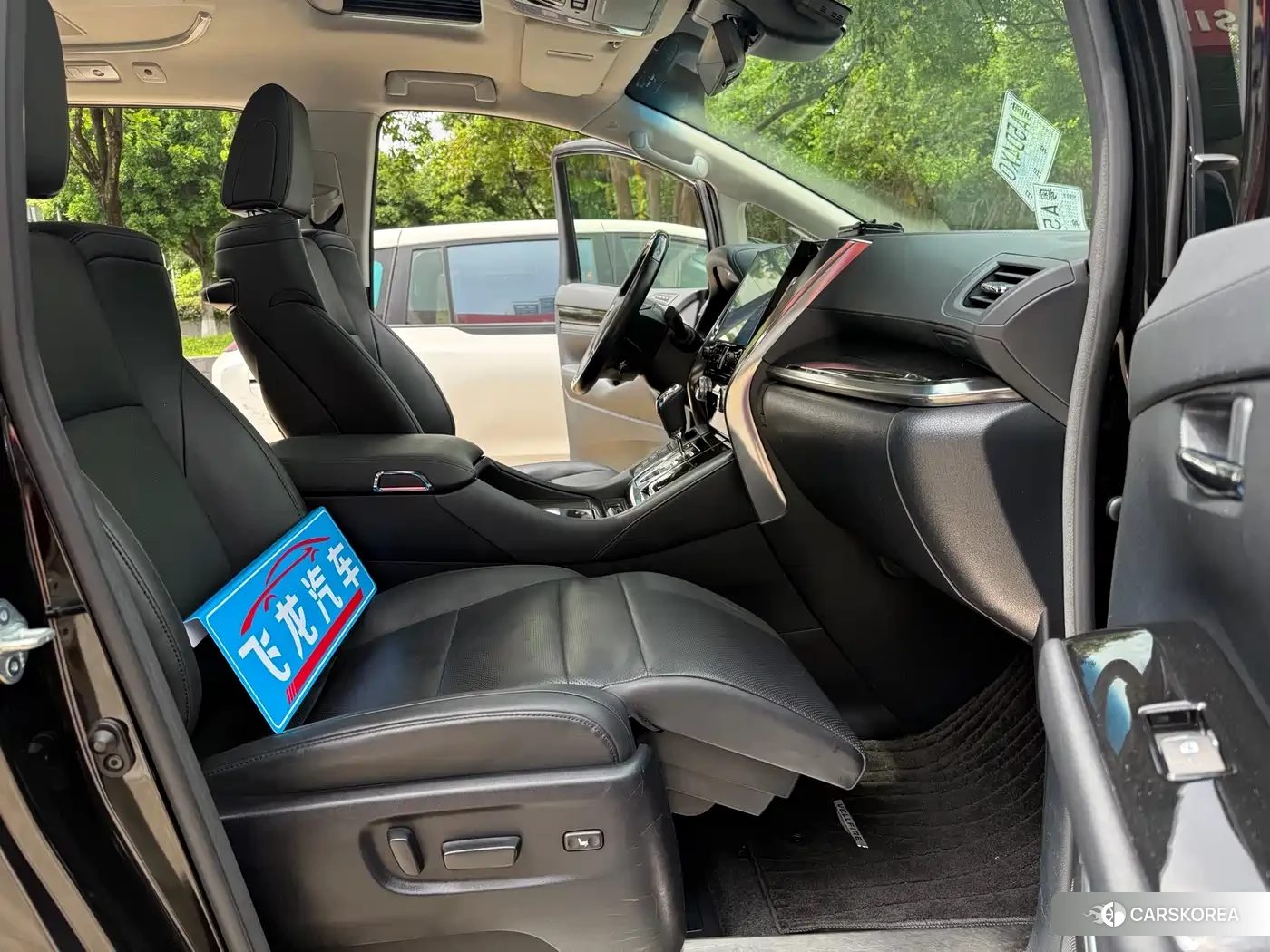 Toyota Vellfire 2020 Черный из Китая, фото 6