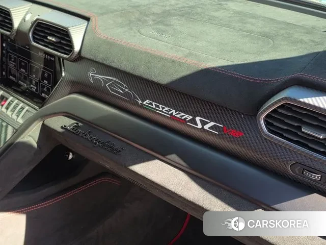 Lamborghini Urus 2023 Серебристо-серый из Кореи, фото 6