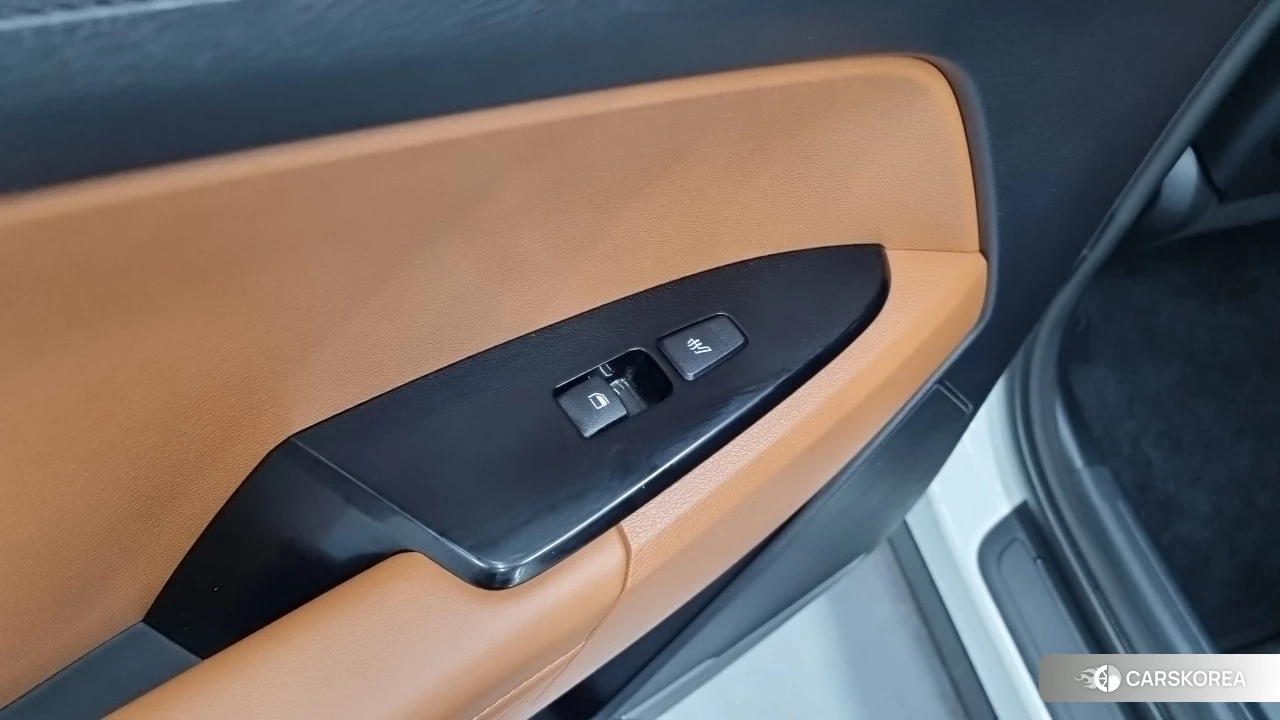 Kia Sportage 5th Generation 2022 Белый из Кореи, фото 6