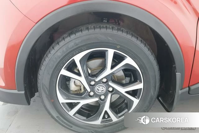 Toyota C-HR 2021 Красный из Китая, фото 6
