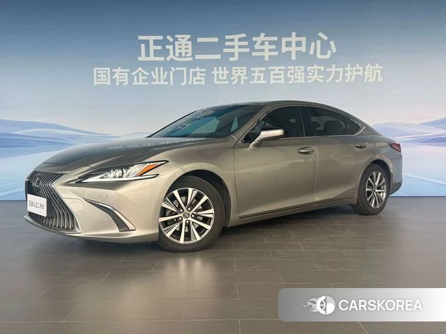 Lexus ES 2021 Серебристо-серый из Китая, фото 6