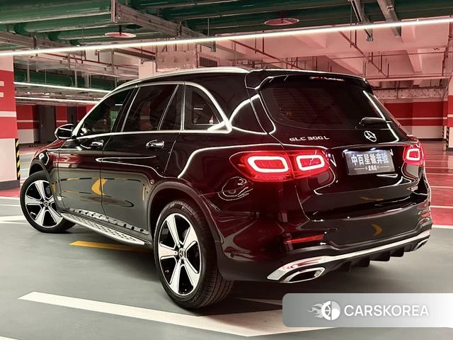 Mercedes-Benz GLC 2023 Черный из Китая, фото 6