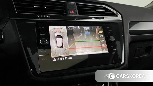 Volkswagen Tiguan second Generation 2019 Белый из Кореи, фото 6