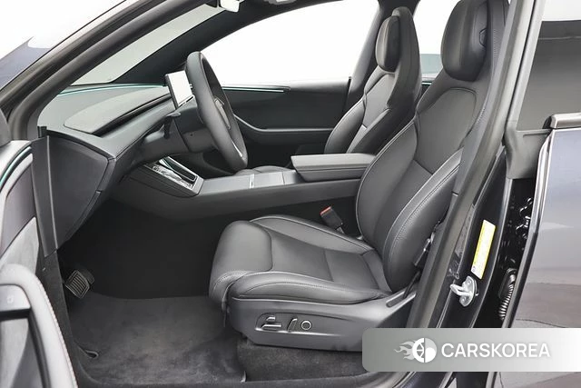 Tesla Model Y 2026 Серый из Кореи, фото 6