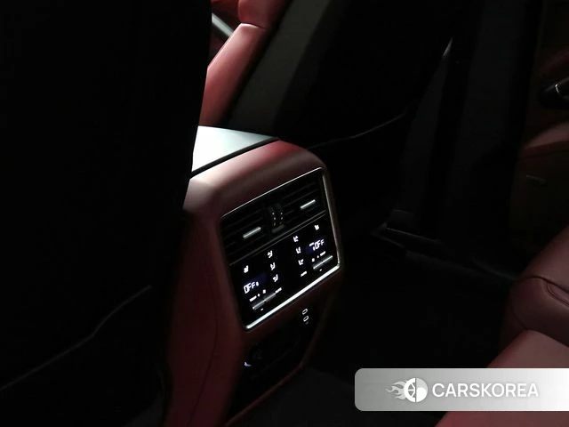 Porsche Cayenne (PO536) 2022 Черный из Кореи, фото 6