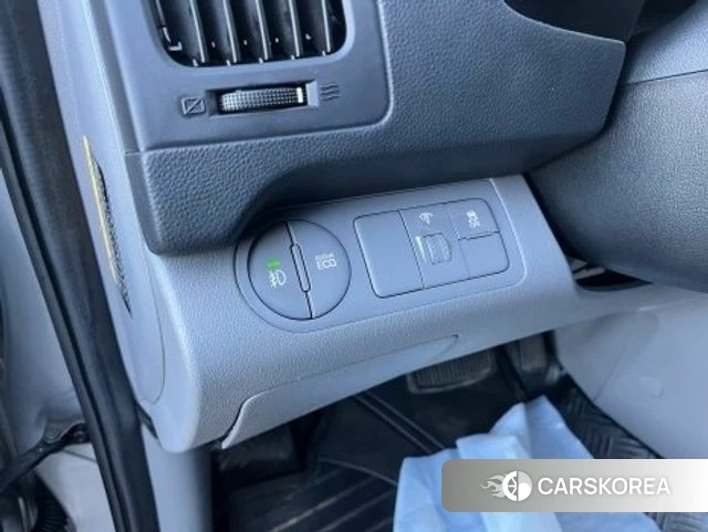 Hyundai The New Grand Starex 2019 Серебристо-серый из Кореи, фото 6