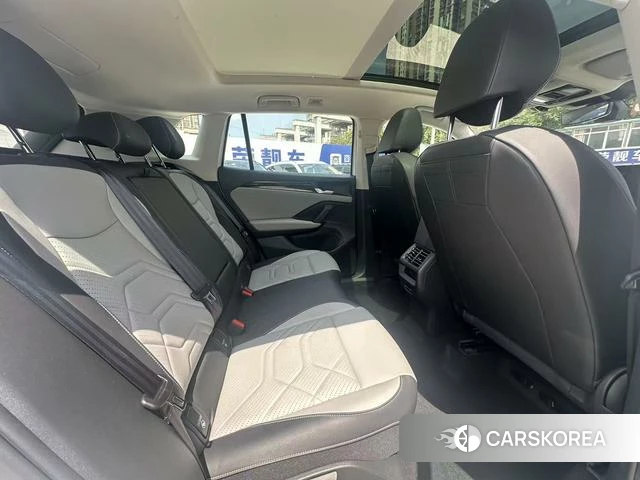 Volkswagen Tayron 2025 Белый из Китая, фото 6