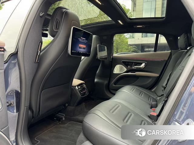 Mercedes-Benz AMG EQS 2024 Синий из Китая, фото 6