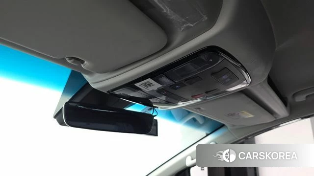 Hyundai Staria 2023 Белый из Кореи, фото 6