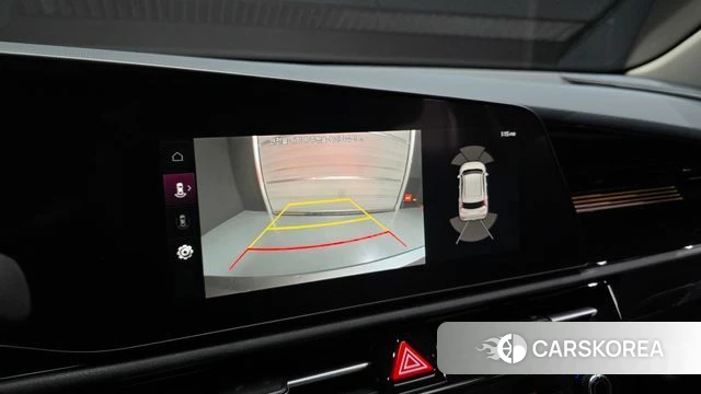Kia Di Ol Nu Niro 2023 Серебристо-серый из Кореи, фото 6