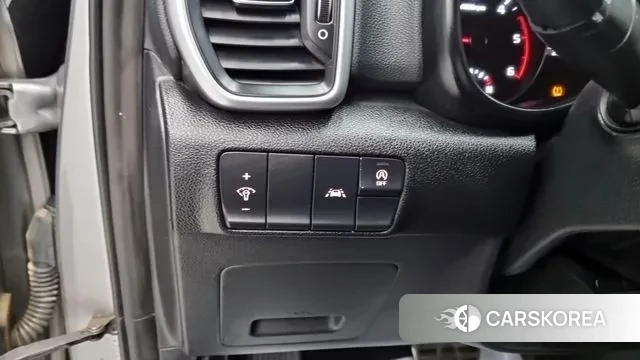 Kia Sportage The Bold 2021 Серебристо-серый из Кореи, фото 6