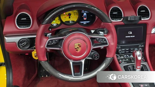 Porsche 718 Boxster 2021 Желтый из Кореи, фото 6