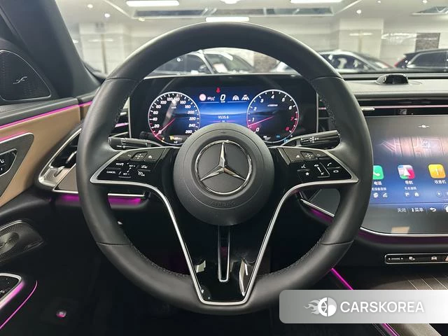 Mercedes-Benz E-Class 2024 Черный из Китая, фото 6