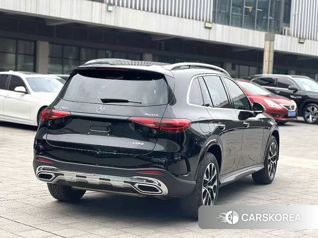 Mercedes-Benz GLC 2023 Черный из Китая, фото 6