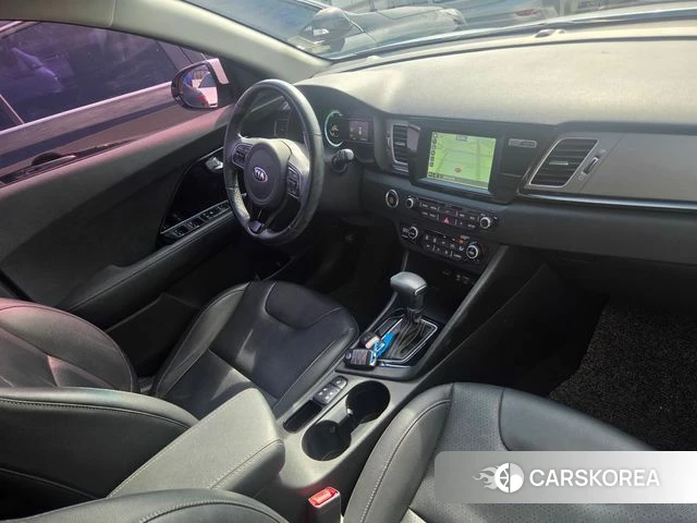 Kia Niro 2018 Белый из Кореи, фото 6