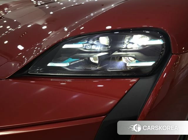 Porsche Taycan 2025 Красный из Кореи, фото 6