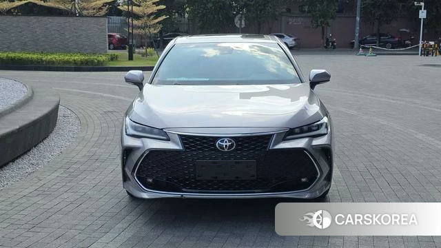 Toyota Avalon 2023 Серебристо-серый из Китая, фото 6