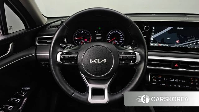 Kia K5 3rd generation 2023 Белый из Кореи, фото 6