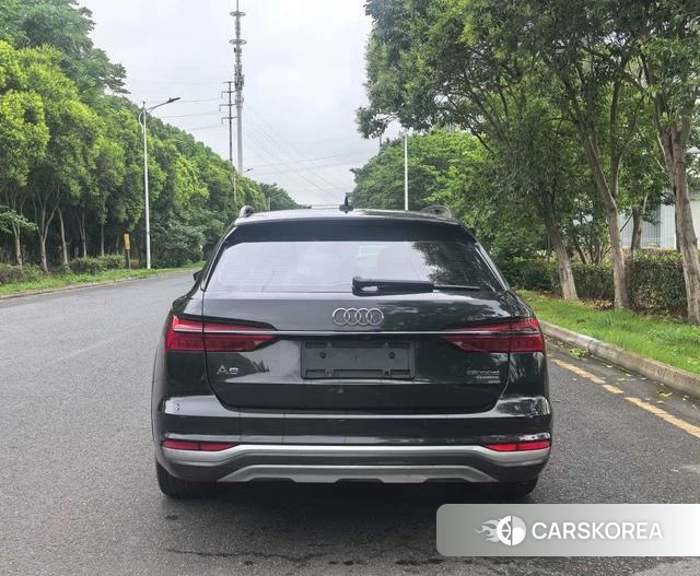 Audi A6 2021 Черный из Китая, фото 6