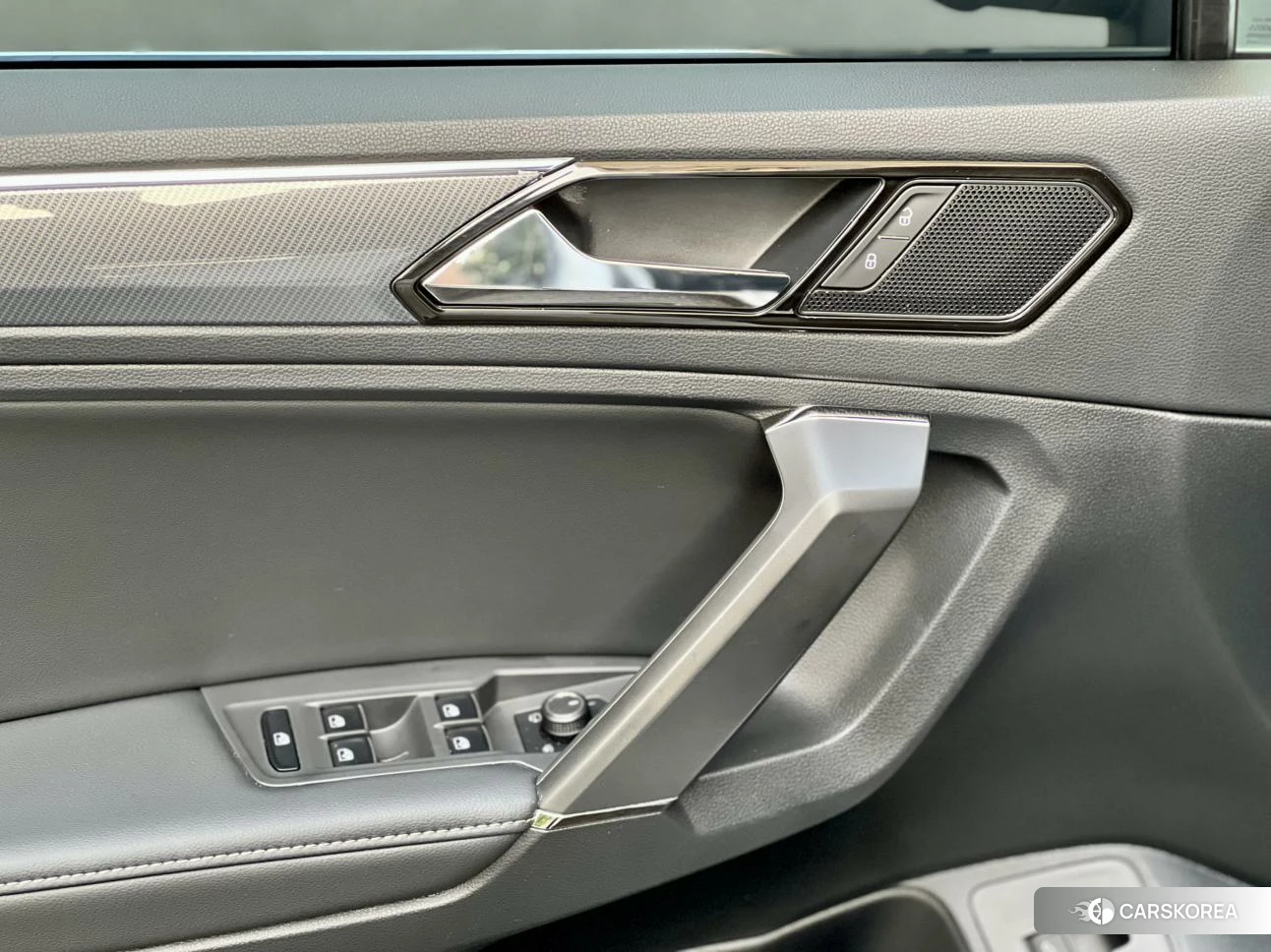 Volkswagen Tiguan L 2020 Белый из Китая, фото 6