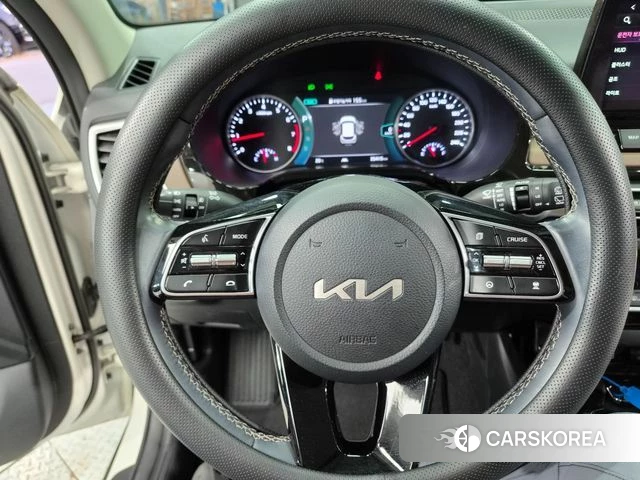 Kia Seltos 2021 Белый из Кореи, фото 6