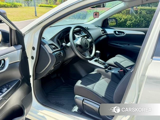 Nissan Sylphy 2024 Белый из Китая, фото 6