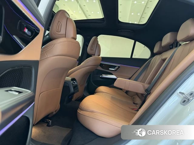 Mercedes-Benz E-Class W214 2025 Белый из Кореи, фото 6