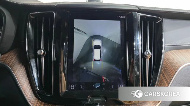 Volvo XC60 second Generation 2021 Белый из Кореи, фото 6
