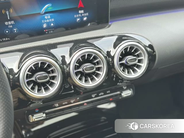 Mercedes-Benz A-Class 2022 Белый из Китая, фото 6