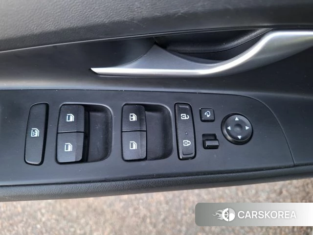 Hyundai Avante (CN7) 2022 Серебристо-серый из Кореи, фото 6