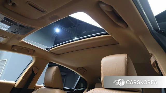 Lexus ES300h 7th generation 2024 Серый из Кореи, фото 6