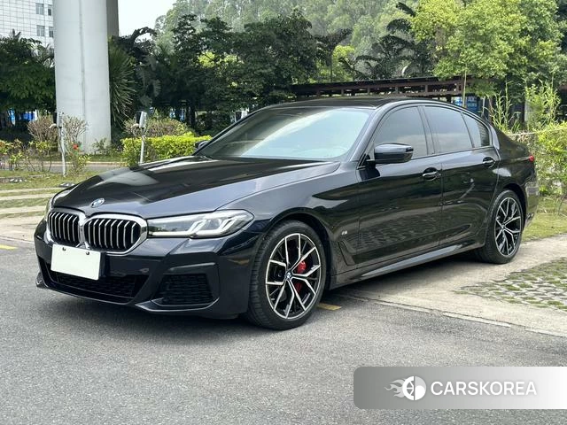 BMW 5 series 2021 Черный из Китая, фото 6