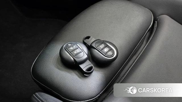 Mini Cooper 2020 Жемчужный цвет из Кореи, фото 6