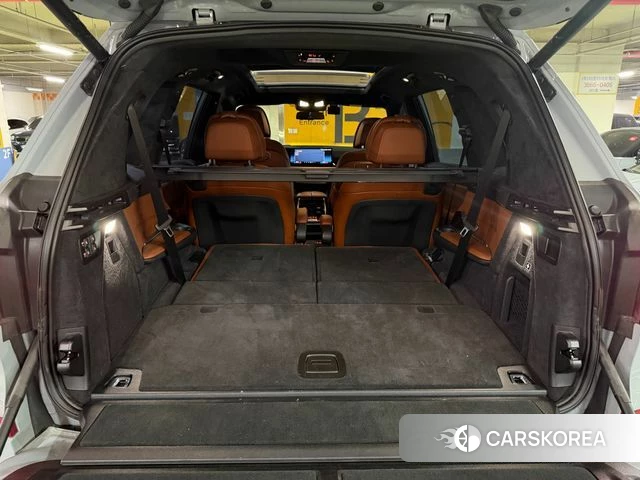 BMW X7 (G07) 2024 Серебристо-серый из Кореи, фото 6