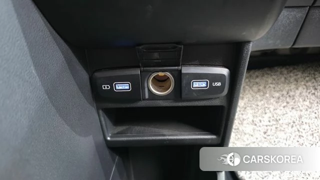 Hyundai Staria 2023 Серый из Кореи, фото 6