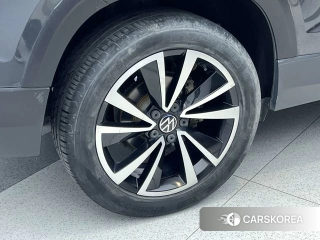 Volkswagen Tharu 2021 Черный из Китая, фото 6