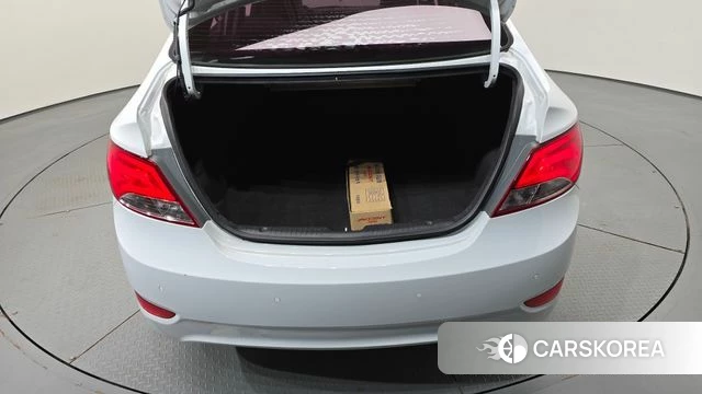 Hyundai Accent (New type) 2019 Белый из Кореи, фото 6